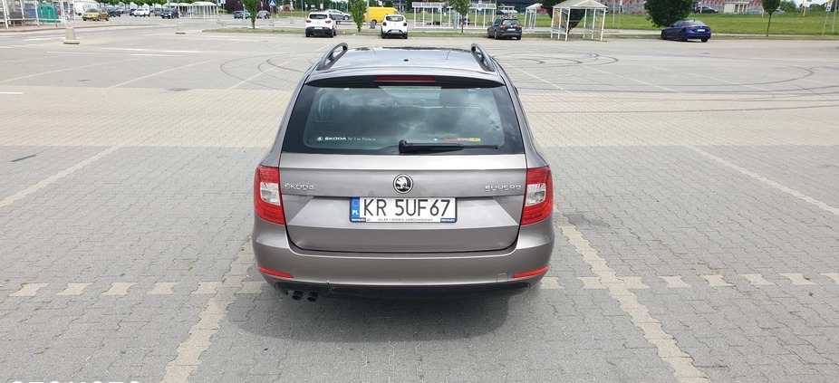 Skoda Superb cena 33900 przebieg: 167365, rok produkcji 2014 z Wrocław małe 232